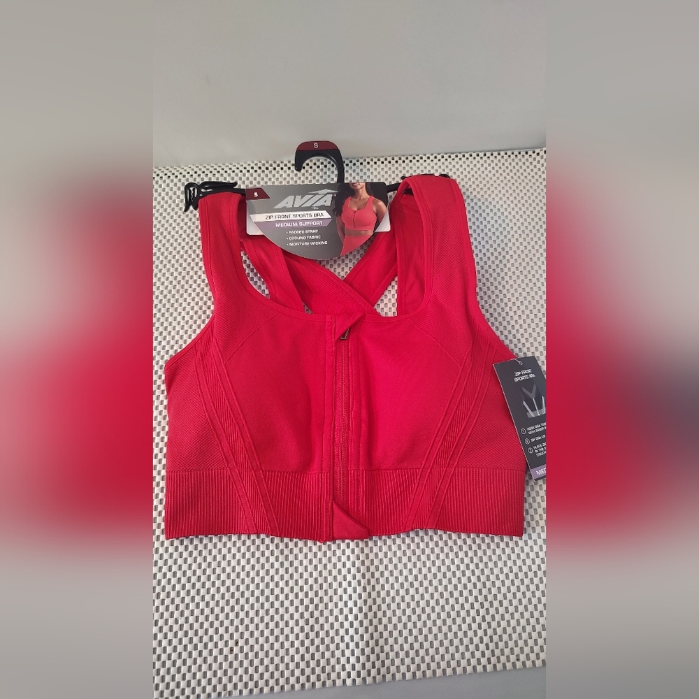 Avia Women's Size Small NWT Medium Support Zip Front Sports Bra Cherry Red